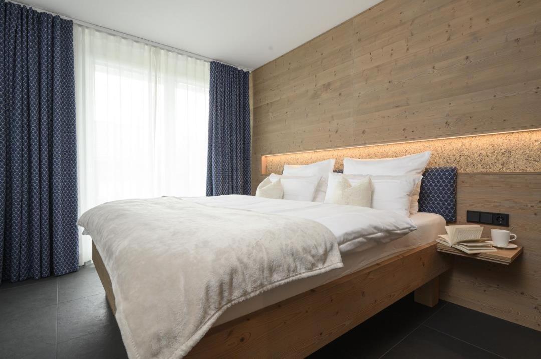 Maisonette-apartment Mit Whirlpool Appartement *