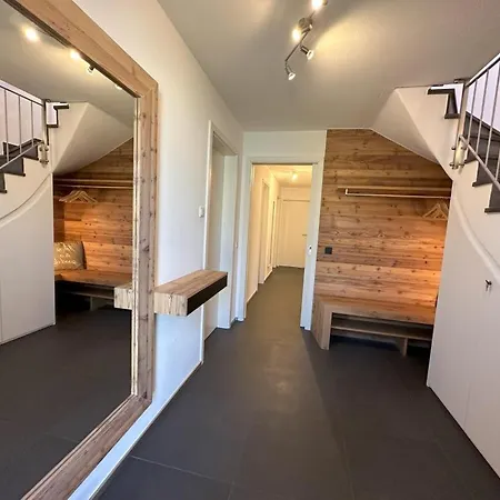Maisonette-Apartment Das Garmisch Mit Whirlpool Extérieur photo
